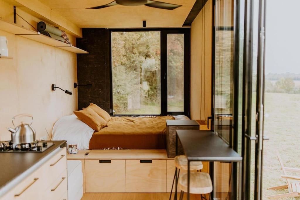 Parcel Tiny House I Elevage Du Puits Carre Villa Dame-Marie  Exteriör bild